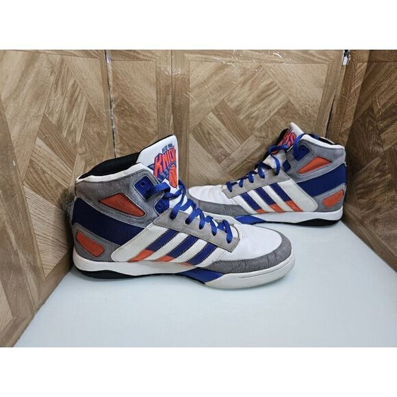 Adidas Men's New York  Knicks Fashion Basketball  Shoes White Size 12.  298 - Picture 6 of 12